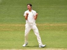 IND Vs AUS: पिंक बॉल के साथ बेहद खतरनाक हो जाते हैं स्टार्क, वीडियो में देखें कैसे झटकते हैं विकेट