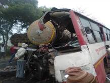 यूपी: संभल में भीषण सड़क हादसा, कोहरे के चलते रोडवेज बस और टैंकर में भिड़ंत, सात की मौत, 25 घायल