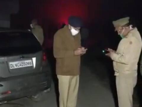 मुजफ्फरनगर: पुलिस मुठभेड़ में धरा गया जहरीली शराब का सौदागर, गैंगस्टर समेत कई आपराधिक मामले हैं दर्ज मुजफ्फरनगर: पुलिस मुठभेड़ में धरा गया जहरीली शराब का सौदागर, गैंगस्टर समेत कई आपराधिक मामले हैं दर्ज