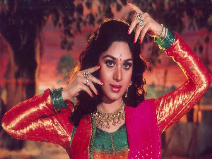 Bollywood's Damini seen after many years, it was difficult to identify in the photo कई सालों बाद दिखी बॉलीवुड की 'दामिनी' की झलक, फोटो में पहचानना हुआ मुश्किल
