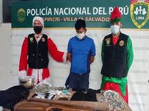 सांता क्लॉज की ड्रेस पहनकर ड्रग डीलर्स को पकड़ने पहुंची पुलिस, जानें फिर क्या हुआ