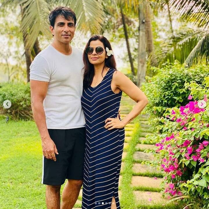 काफी लंबे समय तक कड़ी मेहनत के बाद सोनू सूद अब अपनी पत्नी के साथ गुड टाइम स्पेंड कर रहे हैं.