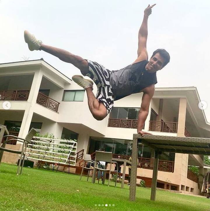 इसके साथ ही सोनू वैकेशन के दौरान भी अपनी फिटनेस और वर्कआउट का पूरा ख्याल रख रहे हैं.