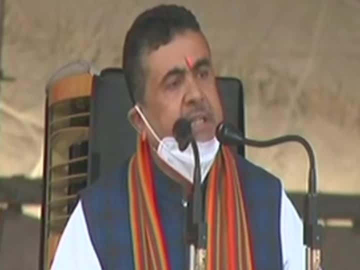 बंगाल चुनाव: शुभेंदु अधिकारी ने लगाया संगीन आरोप, कहा- ममता के भतीजे को तस्करी से दिए गए 900 करोड़ रुपए Bengal Election 2021 BJP allegations on mamata banerjee and nephew says they taken 900 crore Bribe for smuggling बंगाल चुनाव: शुभेंदु अधिकारी ने लगाया संगीन आरोप, कहा- ममता के भतीजे को तस्करी से दिए गए 900 करोड़ रुपए