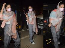 In Pics: वर्सोवा घाट पर ऑटो से पहुंची सनी लियोनी, तस्वीरों में देखिए एक्ट्रेस का 'नाइट लुक'