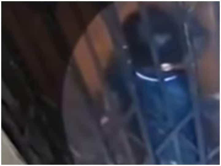 Safety tips in Lift: खतरनाक हो सकता है आपके बच्चे का लिफ्ट में अकेले सफर करना, इसे सुरक्षित बनाने के जानें टिप्स It can be dangerous for your child to travel alone in the elevator, know how to make it safe Safety tips in Lift: खतरनाक हो सकता है आपके बच्चे का लिफ्ट में अकेले सफर करना, इसे सुरक्षित बनाने के जानें टिप्स