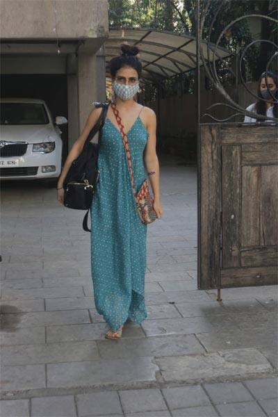 एक्ट्रेस फातिमा सना शेख हाल ही में लूडो में नज़र आई थीं जिसे दर्शकों का अच्छा रिस्पॉन्स मिला. वहीं अब उनके अगले प्रोजेक्ट को लेकर काफी बातें मीडिया में हो रही हैं. 