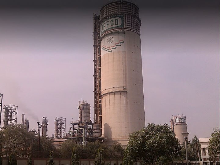 ammonia gas leak in prayagraj company two officer died and many workers are ill प्रयागराज: IFFCO प्लांट में अमोनिया गैस का रिसाव, दो अफसरों की मौत, 20 से ज्यादा कर्मचारी बीमार