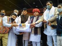 कृषि कानूनों के समर्थन में 3 लाख से ज्यादा किसानों के हस्ताक्षर सरकार को सौंपे गए, पंजाब और हरियाणा के किसान भी शामिल