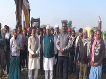 नो मेंस लैंड पर सड़क निर्माण करा रही थी नेपाल सरकार, SSB ने रुकवाया काम, DM को लिखा पत्र