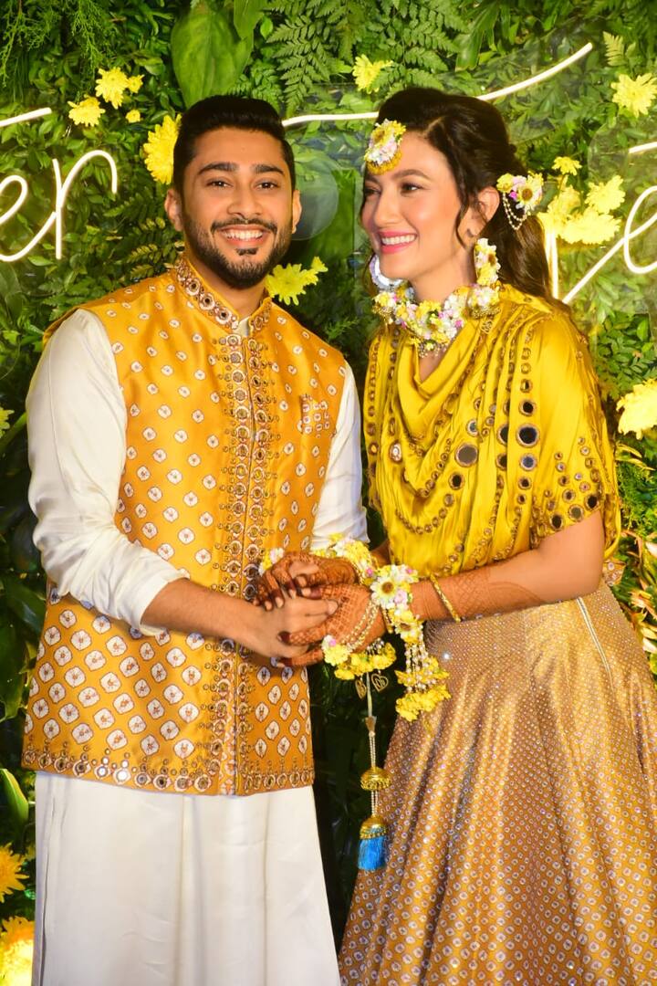 गौहर और ज़ैद की उम्र में 12 साल का अंतर है. गौहर जहां 37 साल की हैं, वहीं ज़ैद दरबार की उम्र 25 साल है.