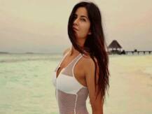 Bikini Babes : जब जब इन हसीनाओं ने दिया बिकिनी में पोज़, पानी में लग गई आग