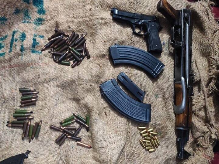 जम्मू: पुलिस ने TRF मॉड्यूल का किया भंडाफोड़, 2 आतंकवादी गिरफ्तार Jammu Police busts TRF module 2 terrorists arrested ANN जम्मू: पुलिस ने TRF मॉड्यूल का किया भंडाफोड़, 2 आतंकवादी गिरफ्तार