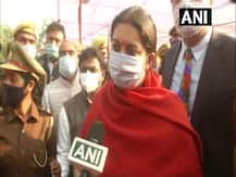 अमेठी पहुंच कर स्मृति ईरानी बोलीं, 2024 में रायबरेली सीट पर भी बीजेपी का कमल खिलेगा