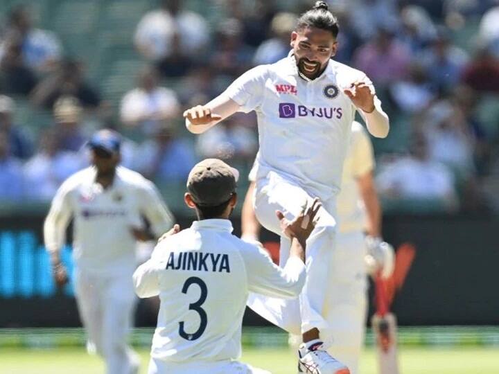 Ind vs Aus: Indian bowler Mohammed Siraj fulfilled his father dream by making a test boxing day melbourne Ind vs Aus: मोहम्मद सिराज ने किया पिता के सपने को पूरा, अंतिम संस्कार में नहीं हो पाए थे शामिल
