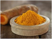 Health Tips: हल्दी का ज्यादा सेवन करना इन लोगों के लिये हो सकता है घातक