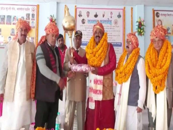 MLC Santosh Yadav sunny honored wrestlers in Gorakhpur ann गोरखपुर: एमएलसी संतोष यादव सनी ने पहलवानों का किया सम्मान, कहा- कुश्ती और पहलवानों ने देश का नाम रोशन किया