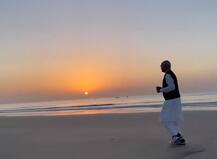 दीव में समुंद्र किनारे दौड़ते दिखे राष्ट्रपति कोविंद, वीडियो शेयर कर सबको दिया स्वस्थ रहने का संदेश