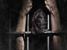 गुजरात में दिल दहलाने वाली घटना, 3 सगे भाई-बहनों को 10 साल बाद बंद कमरे से निकाला गया