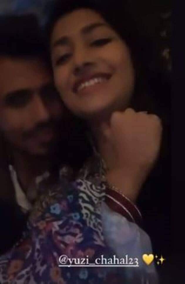 चहल ने इस साल अगस्त में धनश्री से सगाई की थी. यूएई में खेले गए इंडियन प्रीमियर लीग (आईपीएल) 2020 में धनश्री को मैदान पर चहल को सपोर्ट करते देखा गया था. 