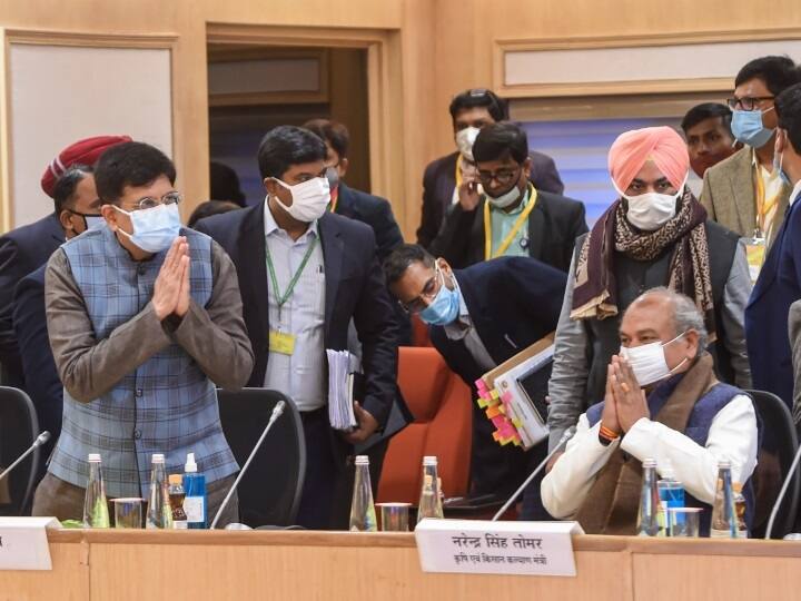किसानों के साथ बैठक के बाद बोले कृषि मंत्री- दो मुद्दों पर बनी सहमति, MSP को कानूनी दर्जा देने पर करेंगे विचार