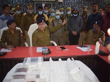 फिरोजाबाद पुलिस को मिली बड़ी कामयाबी, अशोक दीक्षित गैंग के पांच बदमाश हत्थे चढ़े, भारी मात्रा में असलहा बरामद