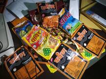 अवैध फैक्ट्री से पकड़ी गई 100 क्विंटल से ज़्यादा मिलावटी भांग, दवा के नाम पर बेचा जा रहा था नशे का सामान