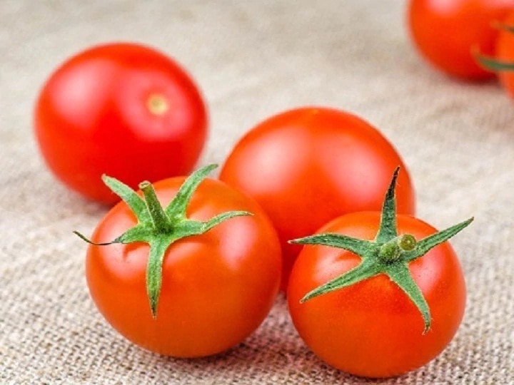Health Tips Tomato Side Effects You Must Know About details here Health Tips: टमाटर का ज्यादा सेवन करना सेहत के लिए हो सकता है खतरनाक, जानें इसके साइड इफेक्ट