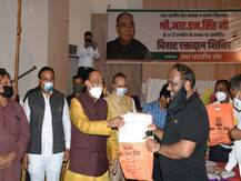 मुंबई: रक्तदान करने वालों को मुफ्त कोरोना वैक्सीन, उत्तर भारतीय संघ ने लगाया मेगा ब्लड डोनेशन कैंप