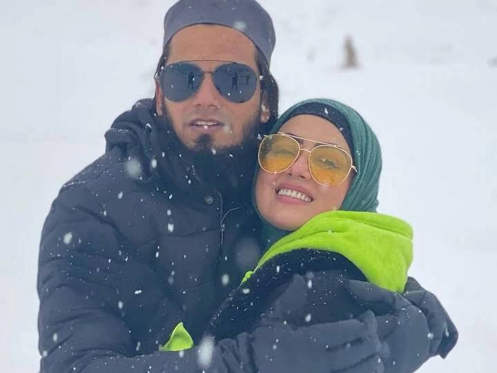 सना खान के पति अनस सैय्यद ने शेयर की शादी की अनदेखी तस्वीर, लिखा- 'खूबसूरत पत्नी वही जो स्वर्ग के करीब ले जाए' Sana Khan husband Anas Saiyad shares unseen wedding photos and talking about her wife सना खान के पति अनस सैय्यद ने शेयर की शादी की अनदेखी तस्वीर, लिखा- 'खूबसूरत पत्नी वही जो स्वर्ग के करीब ले जाए'