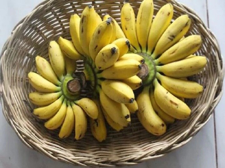 Health Tips: side effects of eating too much bananas Health Tips: अगर हर दिन केला खाने का है शौक, तो इसके साइड इफेक्ट भी जान लीजिए