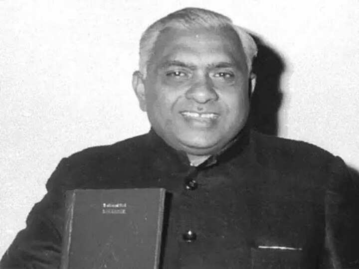 On 47th death anniversary of former minister Lalit Narayan Mishra, learn- why he is considered god for Mithilanchal ann पूर्व मंत्री ललित नारायण मिश्र की 47वीं पुण्यतिथि आज, जानें- क्यों मिथिलांचल के लिए माने जाते हैं भगवान?