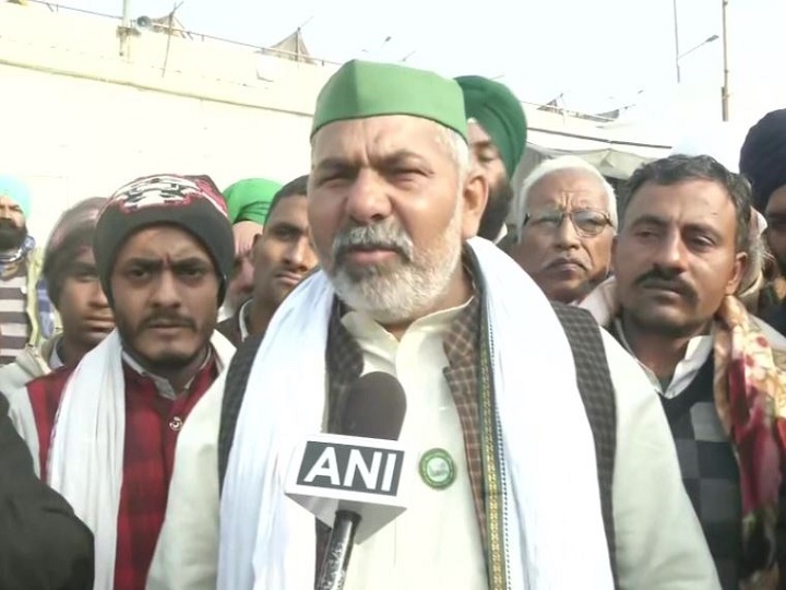 Bku Spokesperson Rakesh Tikait Said Tractor To Run On Republic Day Parade In Delhi Ann | Farmers Protest: राकेश टिकैत की चेतावनी, 26 जनवरी को परेड में एक तरफ चलेंगे टैंक, दूसरी