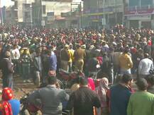 गाजियाबाद: मुरादनगर हादसे के बाद लोगों के प्रदर्शन से लगा भारी जाम, पुलिस फोर्स तैनात