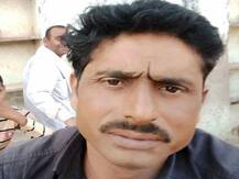 आगरा: गांव के बाहर खेत में मिला शख्स का शव, परिजनों ने जताई हत्या की आशंका