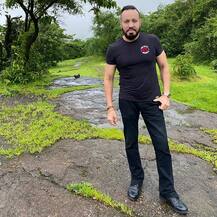 साए की तरह रहते हैं साथ, नहीं आने देते बजरंगी भाईजान पर आंच, जानिए Salman Khan के शेरा कितनी लेते हैं पगार