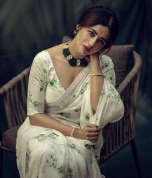 Bhabiji ghar par hain में ‘गौरी मेम’ की तलाश हुई पूरी, अब विभूति पर अनीता बनकर हुक्म चलाएंगी नेहा पेंडसे