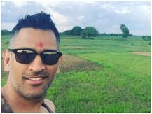 महेंद्र सिंह धोनी इस समय फार्म हाउस में बिता रहे हैं समय, कर रहे हैं अपने शौक पूरा