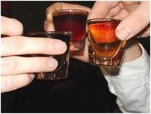 कोविड वैक्सीन लगवाने से पहले सावधान, इस ड्रिंक को पीने से वैज्ञानिकों ने किया मना