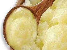 Health Tips: सिर्फ फायदेमंद ही नहीं सेहत के लिए नुकसादायक भी है घी, जानें कैसे