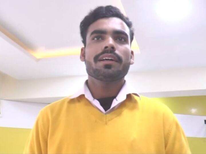 यूपी: शहीद के बेटे नीतीश को मदद की दरकार, अफ्रीका की सबसे ऊंची चोटी किलिमंजारो पर फहराएंगे तिरंगा Martyrs son Nitish needs help will hoist the tricolor on Kilimanjaro Africas highest peak on 26 January यूपी: शहीद के बेटे नीतीश को मदद की दरकार, अफ्रीका की सबसे ऊंची चोटी किलिमंजारो पर फहराएंगे तिरंगा