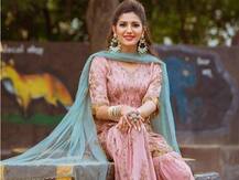 Sapna Choudhary कमाई में भी बॉलीवुड को छोड़ चुकी हैं पीछे, आज हैं करोड़ों की संपत्ति की मालकिन