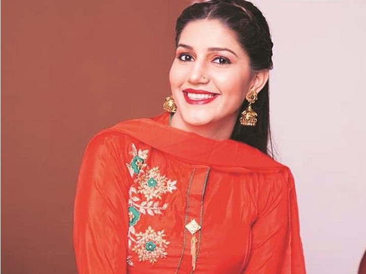 ऐसी है Sapna Chaudhary की लाइफ, कभी ज़हर खाकर जान देने की कर चुकीं कोशिश