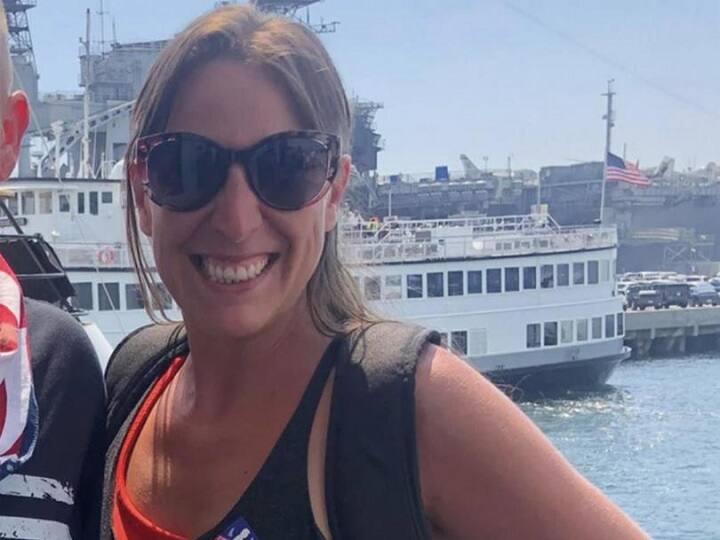 Nothing Will Stop Us Tweeted a Woman Before She Was Shot Dead at US Capitol violence यूएस कैपिटल में गोली लगने से पहले महिला ने ट्वीट कर कहा था- 