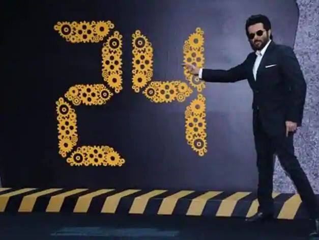 टीवी सीरीज 24: फिल्मों के अलावा कपिल ने अमेरिकन सीरीज़ 24 के हिंदी रीमेक 24 का ऑफर भी ठुकरा दिया था. इस सीरीज़ में भी काम करने का ऑफर अनिल कपूर ने कपिल शर्मा को दिया था लेकिन यह ऑफर भी कॉमेडियन ने ठुकरा दिया था. कपिल ने इसका कारण बताते हुए कहा था कि उन्हें जब यह सीरीज़ ऑफर हुई थी तो उन्हें बेहद खुशी हुई थी लेकिन वह इसे स्वीकार नहीं सके क्योंकि उसी समय पर उन्हें एक नया शो लॉन्च करना था.