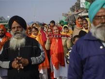 किसान आंदोलन: बातचीत से पहले सिखों के धार्मिक गुरु से मिले कृषि मंत्री, किसानों ने बताया प्रोपेगेंडा