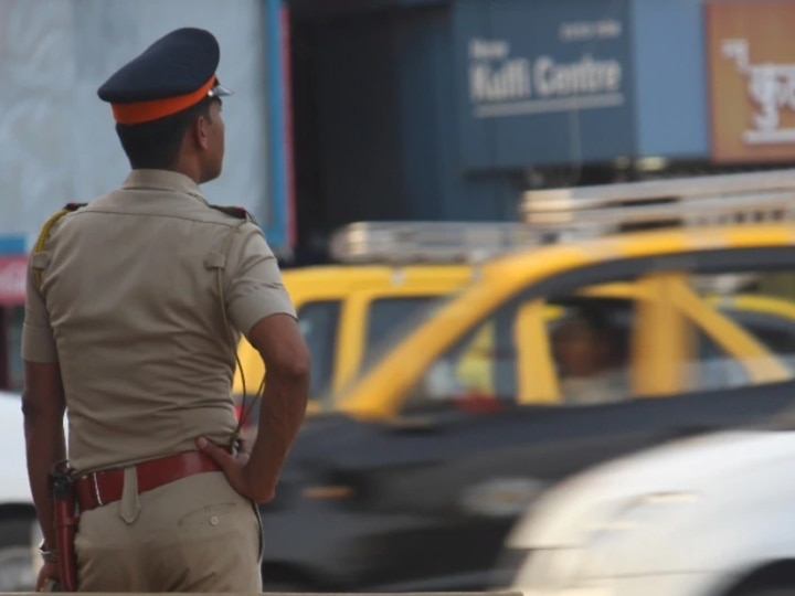 Mumbai Police arrest two private detectives ann मुंबई पुलिस ने दो प्राइवेट डिटेक्टिव को किया गिरफ्तार, अवैध तरीके से निकालते थे लोगों की पर्सनल जानकारी