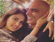 Roadies फेम राजीव लक्ष्मण ने रिया चक्रवर्ती को ‘My Girl' बताकर पोस्ट की थी तस्वीर, बाद में डिलीट कर मांगी माफी