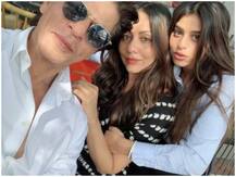 फैन ने बनाई शाहरुख खान की परिवार संग ऐसी शानदार पेंटिंग, सोशल मीडिया पर हो रही वायरल