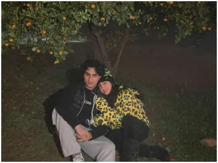 इब्राहिम के साथ छुट्टियां बिता रही हैं सारा अली खान, तस्वीरों में दिखी भाई-बहन की स्पेशल बॉन्डिंग Sara Ali Khan is spending holidays with Ibrahim इब्राहिम के साथ छुट्टियां बिता रही हैं सारा अली खान, तस्वीरों में दिखी भाई-बहन की स्पेशल बॉन्डिंग